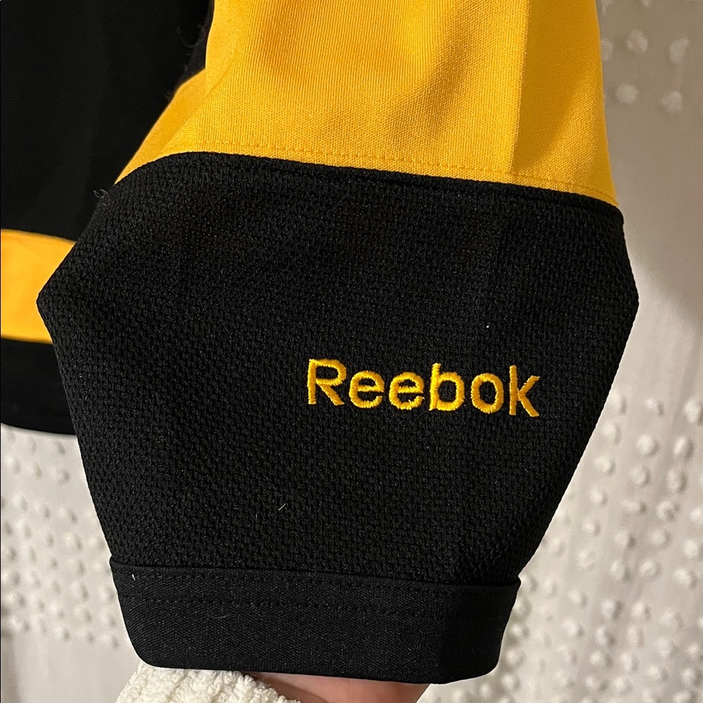 Reebok Black and Yellow Boston Bruins Jersey - Picture 4 of 9